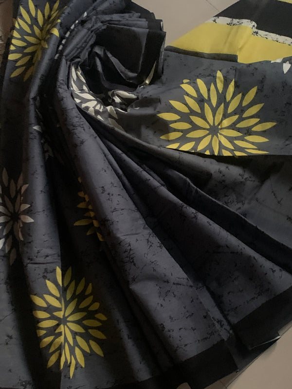Grey flowers batik mul cotton saree