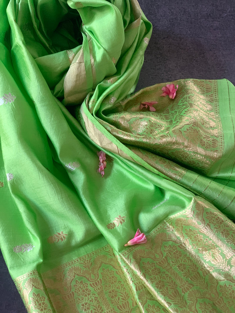 Chowdhrain Lite Green Banarasi Silk Dupatta